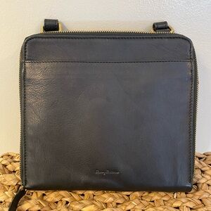 Vintage Tommy Bahama Black Leather Crossbody Organizer